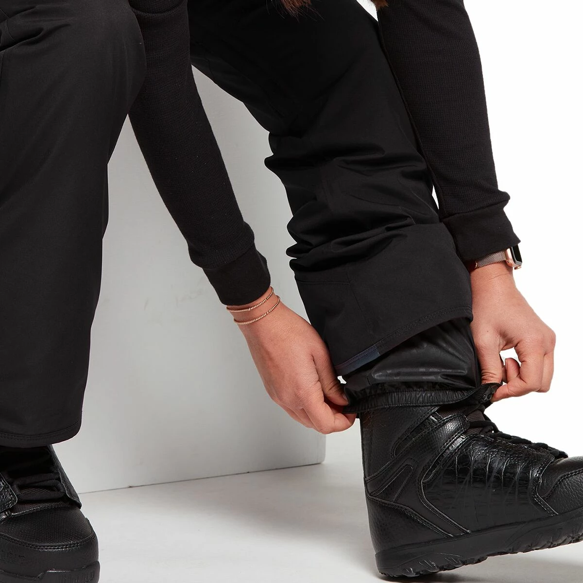 Outlet 💯 Volcom Women's Ski Pants & Bibs Knox Insulated GORE TEX Pant Women's 🔥 3 Outlet 💯 Volcom Women's Ski Pants & Bibs Knox Insulated GORE TEX Pant Women's 🔥 - Image 3